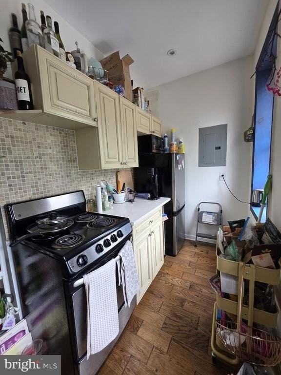 4043 Spring Garden St - Photo 5 of 11