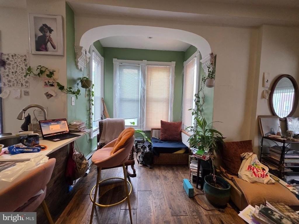 4043 Spring Garden St - Photo 7 of 11
