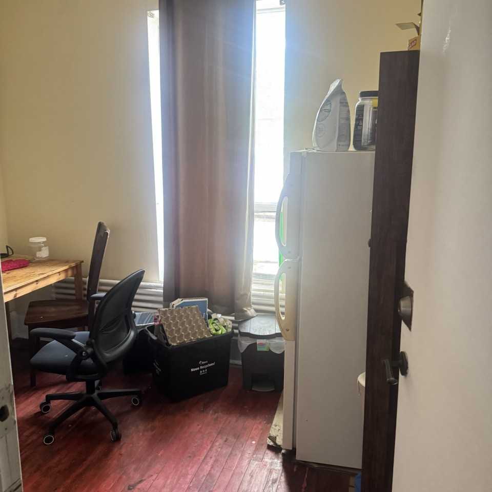 Laurier Guest House - Photo 3 of 10