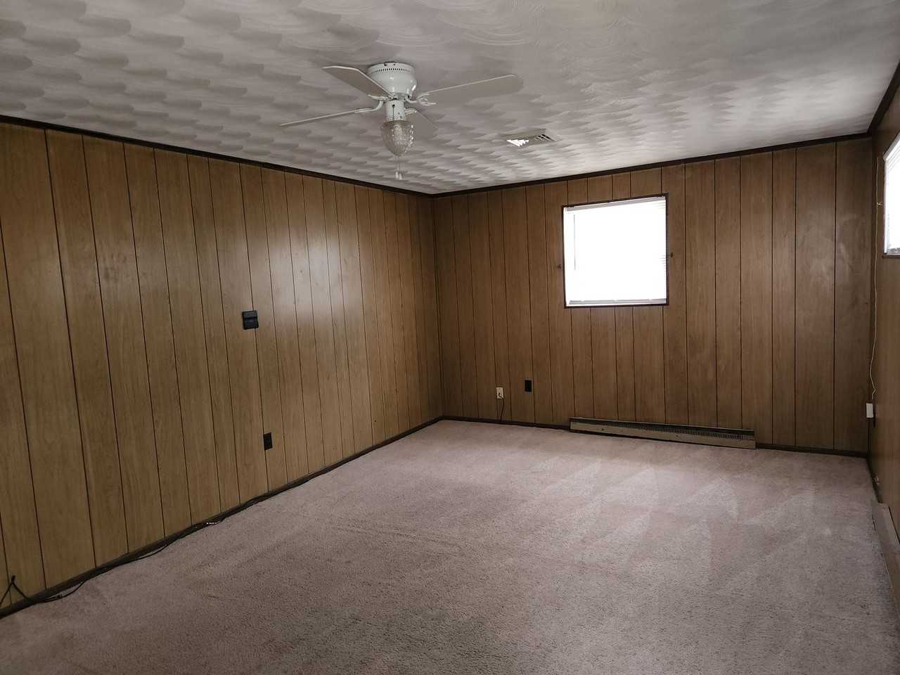 2236 Corbett Ave - Photo 6 of 10