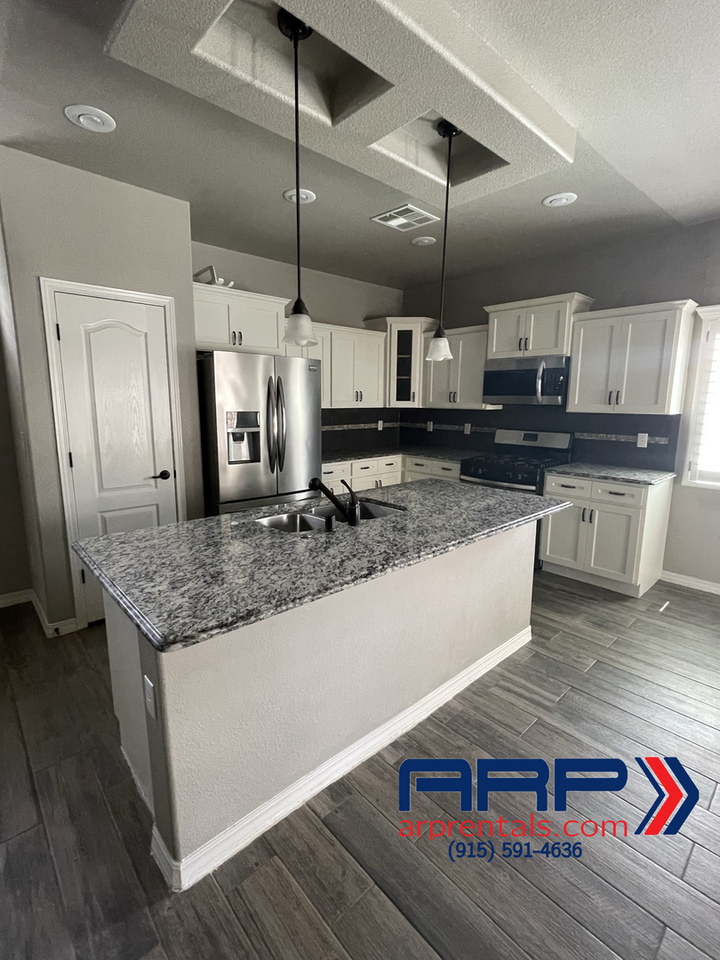 14328 John Scagno - Photo 5 of 23