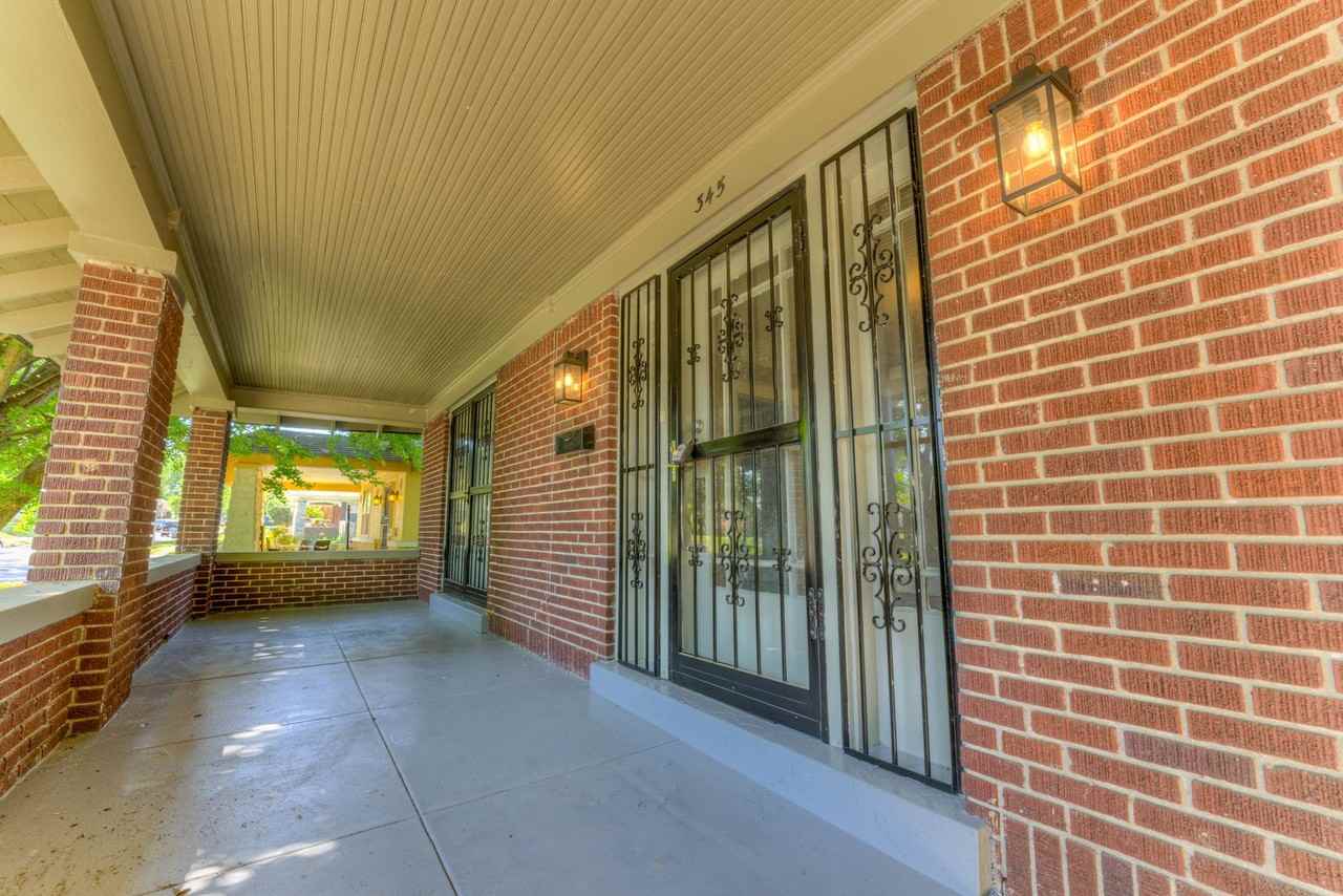 345 Malvern St - Photo 3 of 26