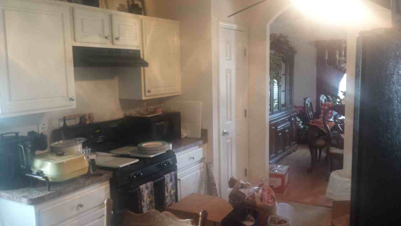 60 Lassiter Dr - Photo 2 of 13