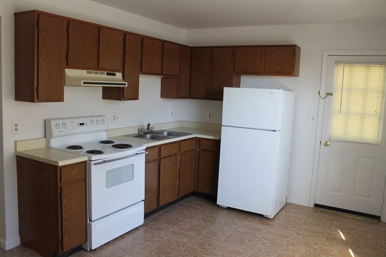 28 W Pennsylvania Ave - Photo 2 of 4