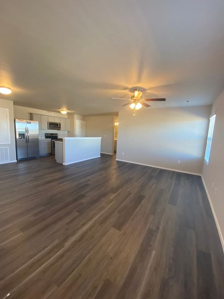 2704B Sidney Dr - Photo 5 of 20