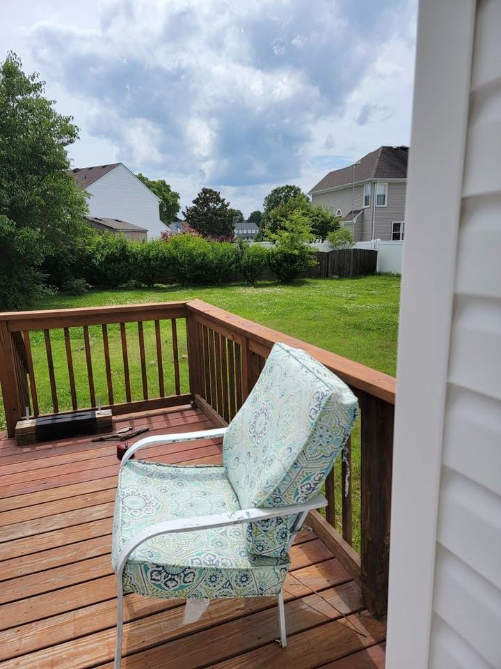 1110 Carriage Ct - Photo 6 of 25