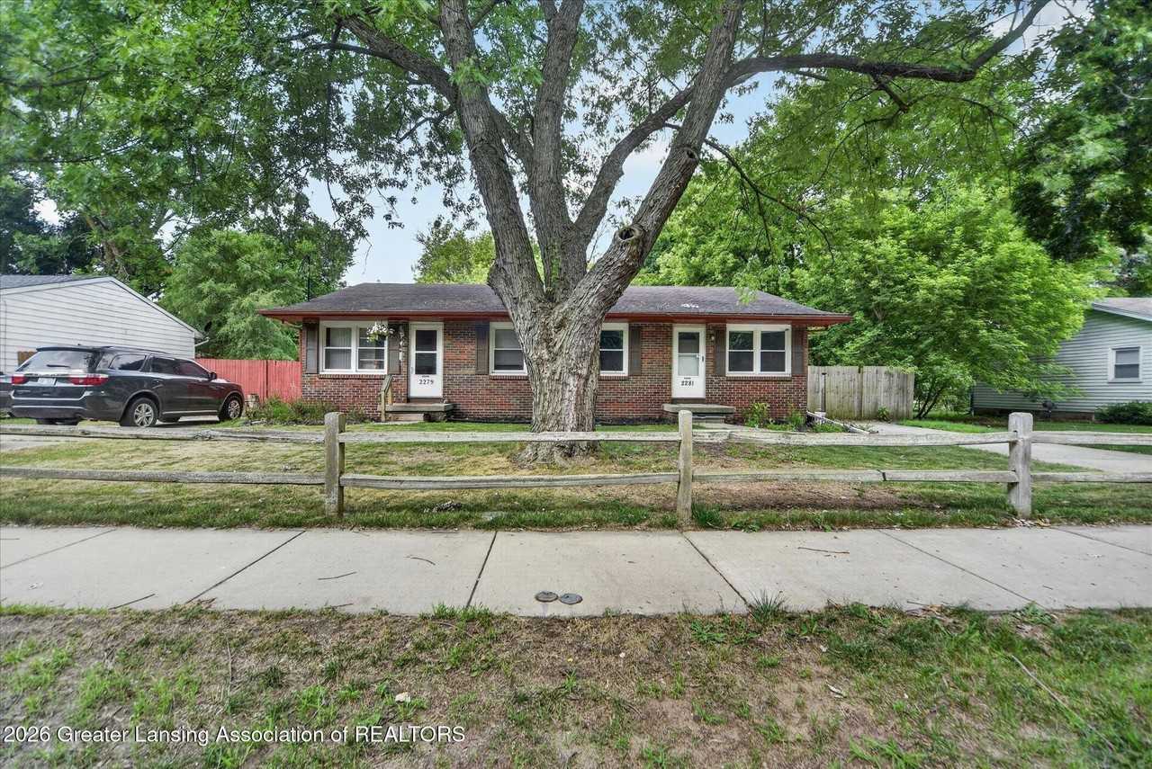 2281 N Vernon Ave - Photo 2 of 21