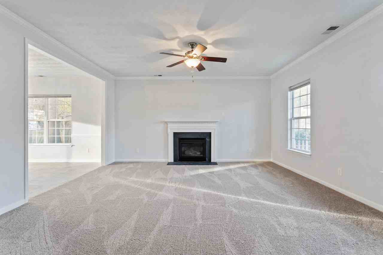 60 Manilla Ln - Photo 4 of 26