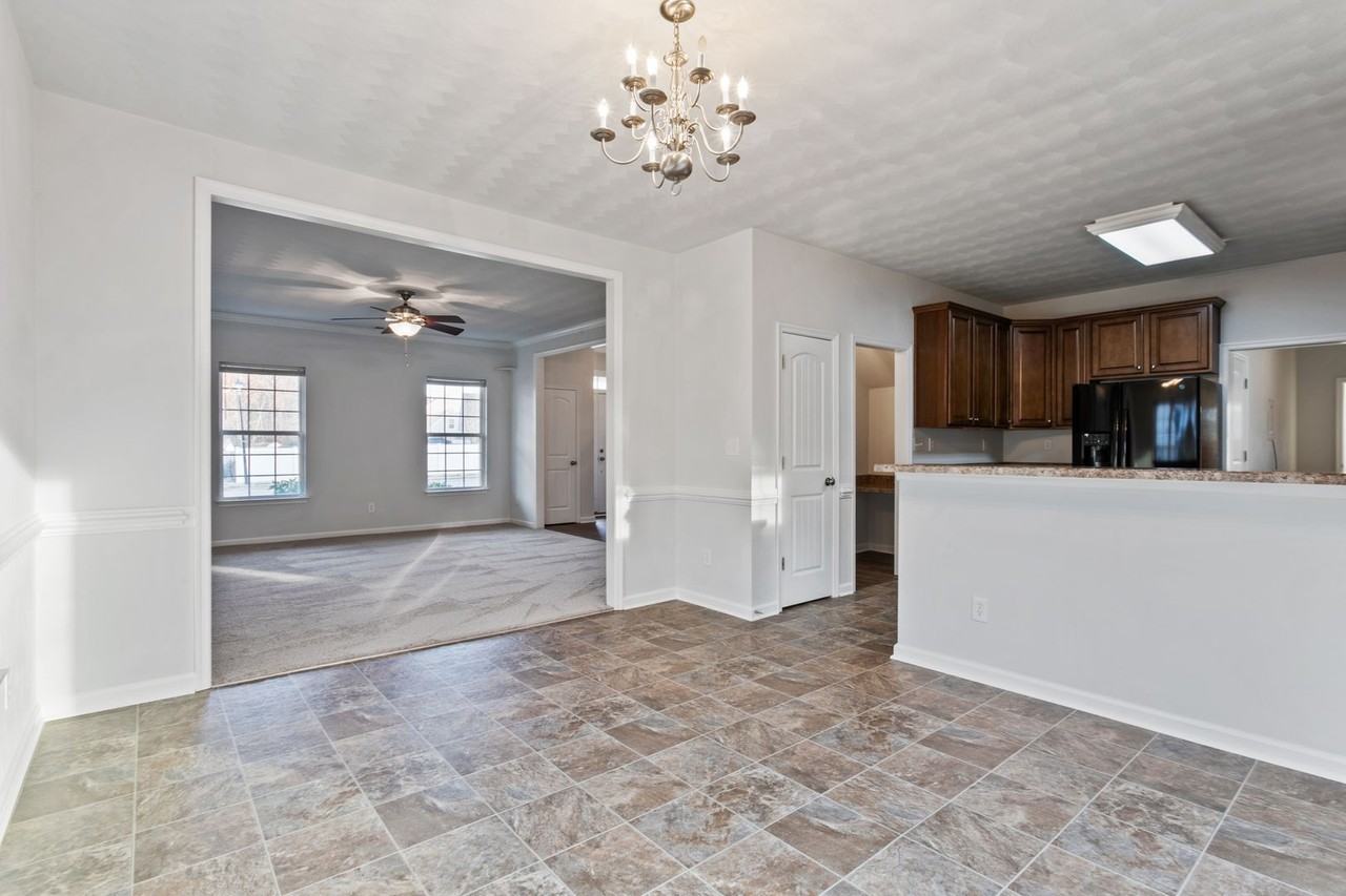 60 Manilla Ln - Photo 7 of 26