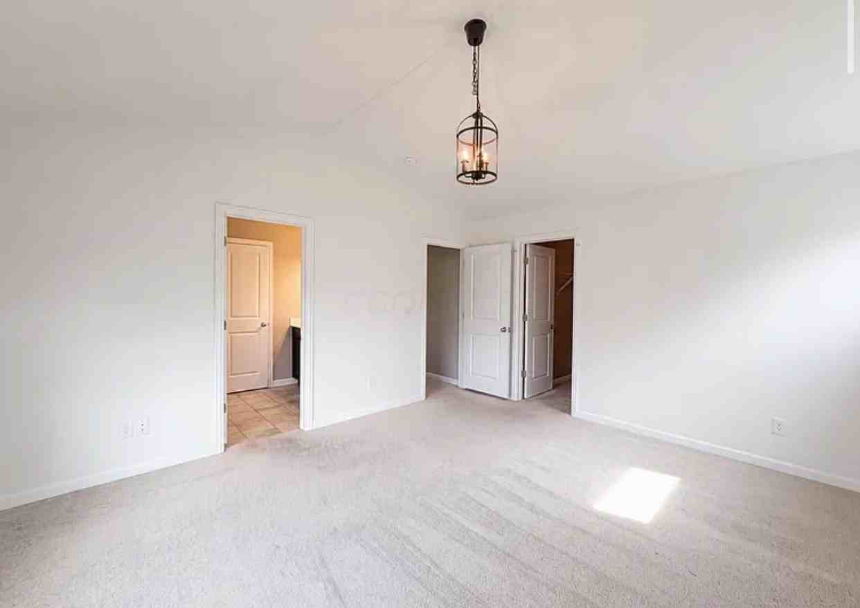 3212 Yellow Finch Way - Photo 3 of 7