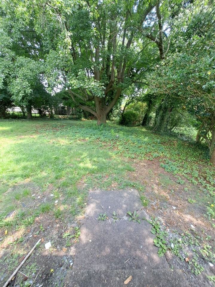 387 Carver Cir - Photo 4 of 8