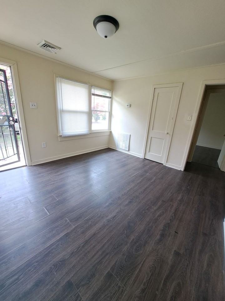 387 Carver Cir - Photo 5 of 8