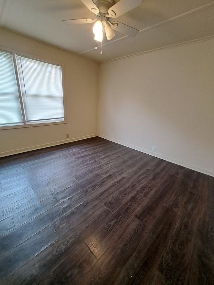 387 Carver Cir - Photo 6 of 8