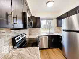 featured image of 5711 E G Ave