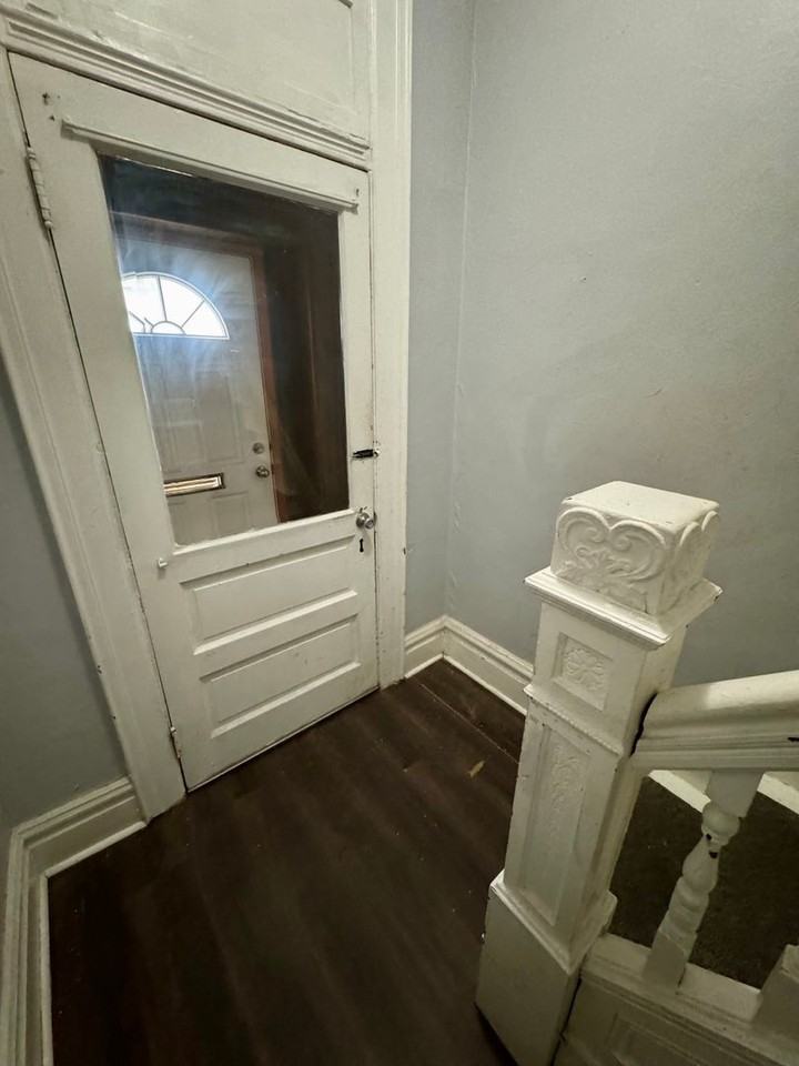 1810 Brownsville Rd - Photo 6 of 50