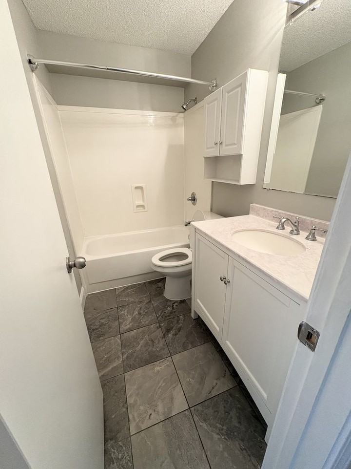The Residence - Photo 6 of 12