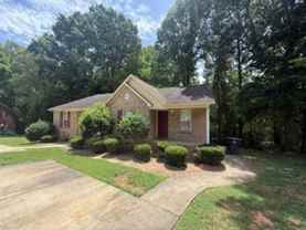 1819 Saddlewood Ct #B - Photo 1 of 1
