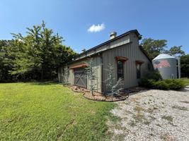 featured image of 14794 Lake Rd
