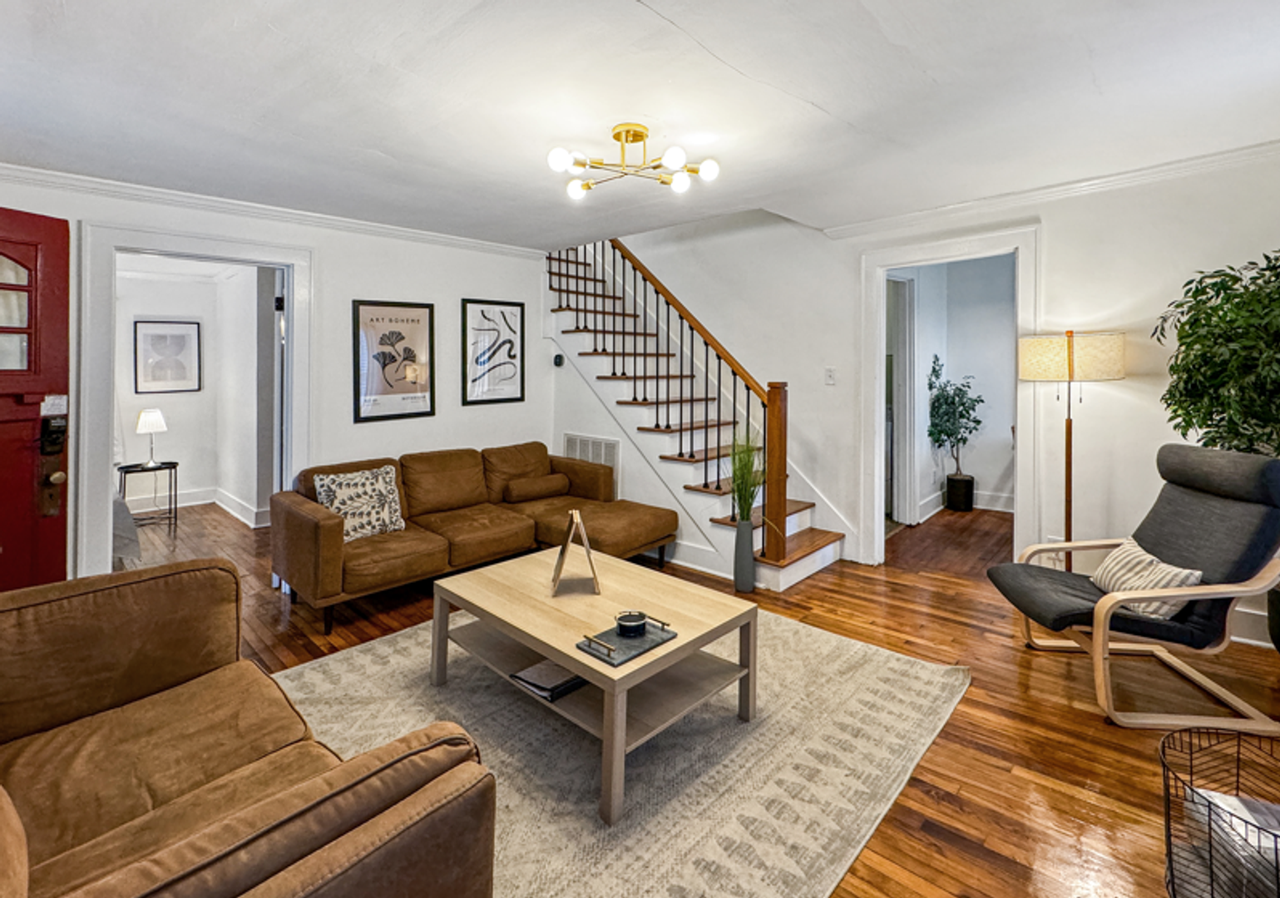 2241 York Ave - Photo 3 of 17