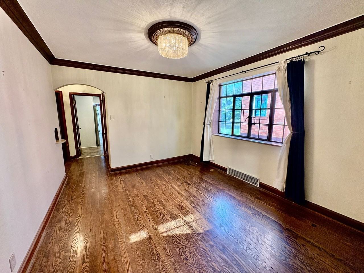 6040 Marquette Ave - Photo 3 of 19