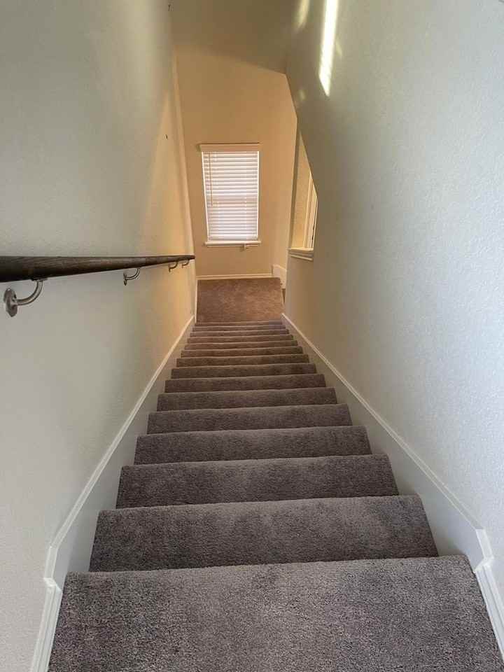 161 Prairie Falcon Way - Photo 3 of 27