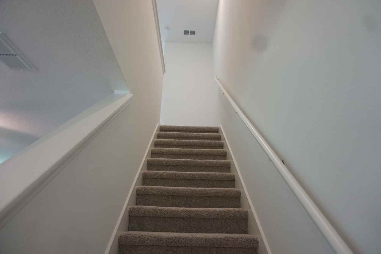 6095 Falcon Gate Ln - Photo 7 of 15