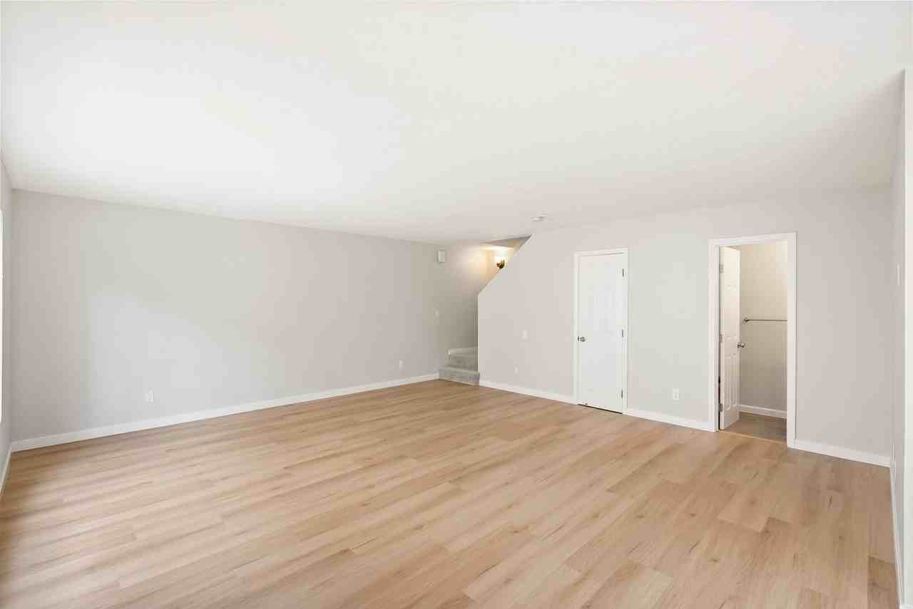 3908 Camphor Ln - Photo 5 of 29