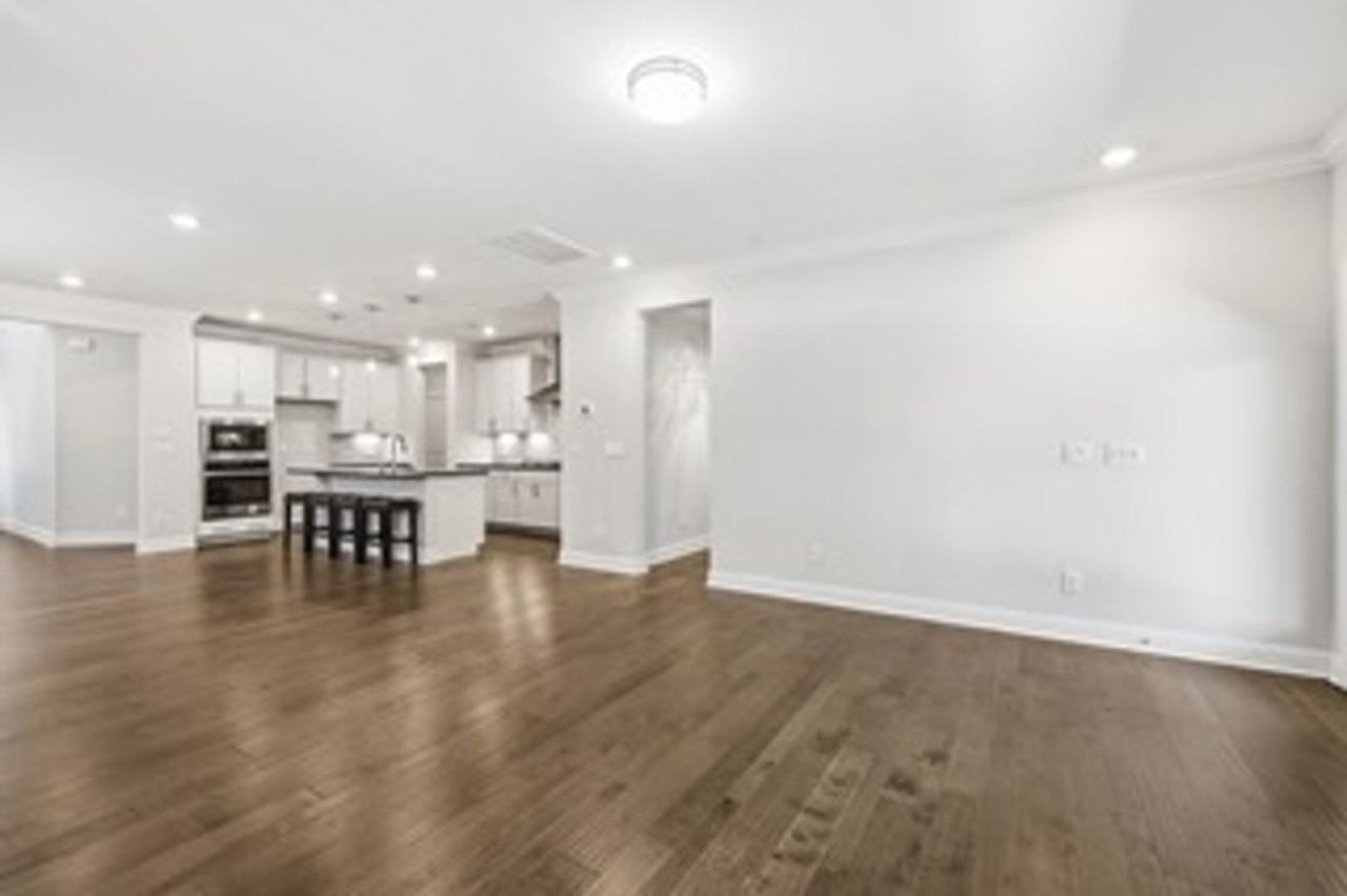 2216 Jollay St - Photo 7 of 31