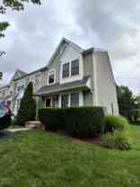 660 Longwood Rd - Photo 1 of 1