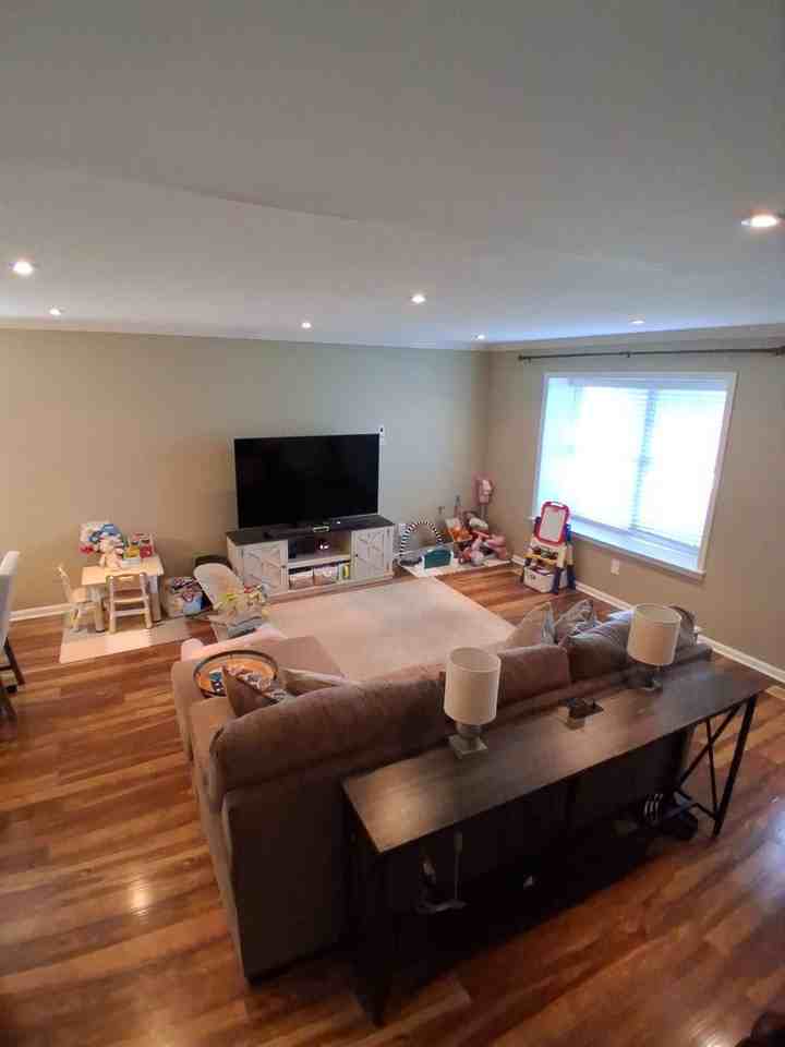 660 Longwood Rd - Photo 5 of 16
