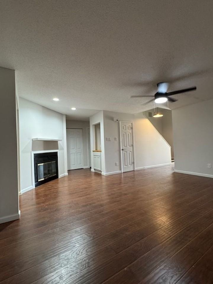 1908 Stephens St - Photo 2 of 31