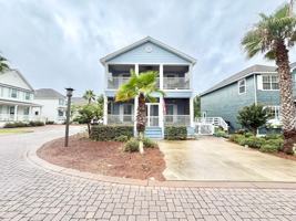 featured image of 104 Golf Villa Dr
