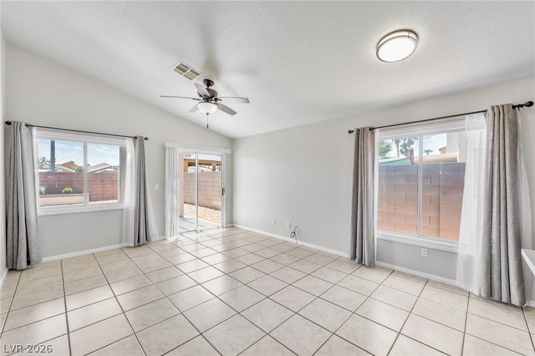 4353 Scarlet Sea Ave - Photo 5 of 23