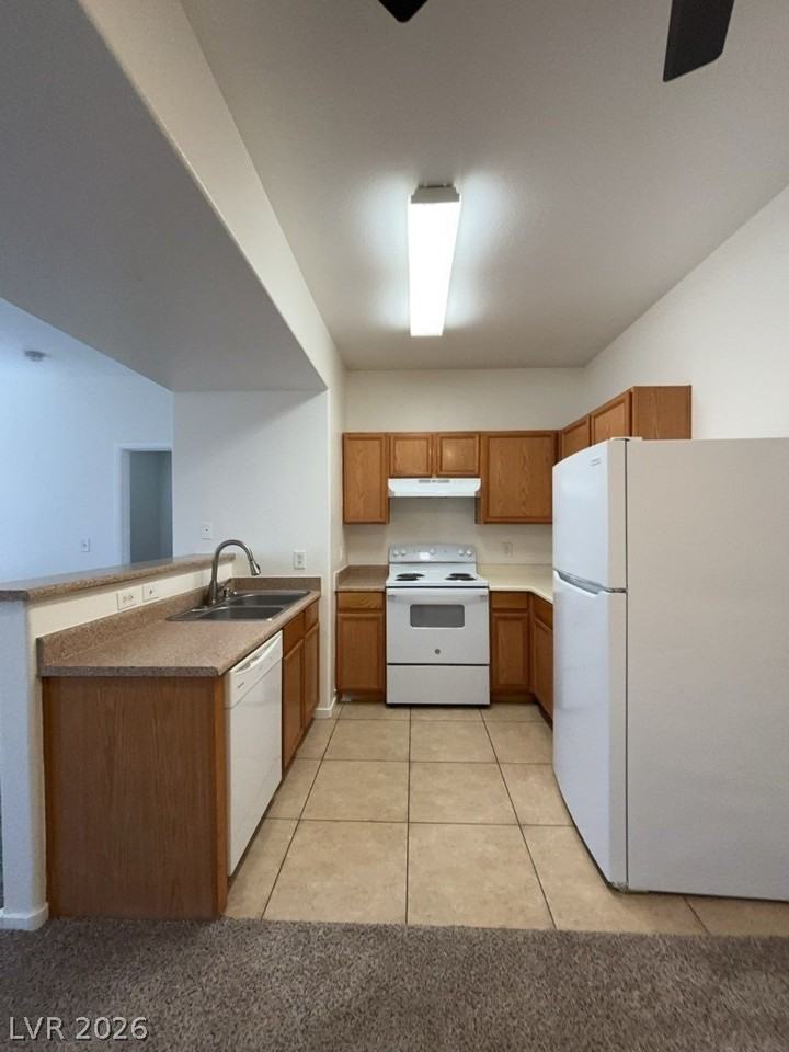 2111 Hussium Hills St #202 - Photo 6 of 17