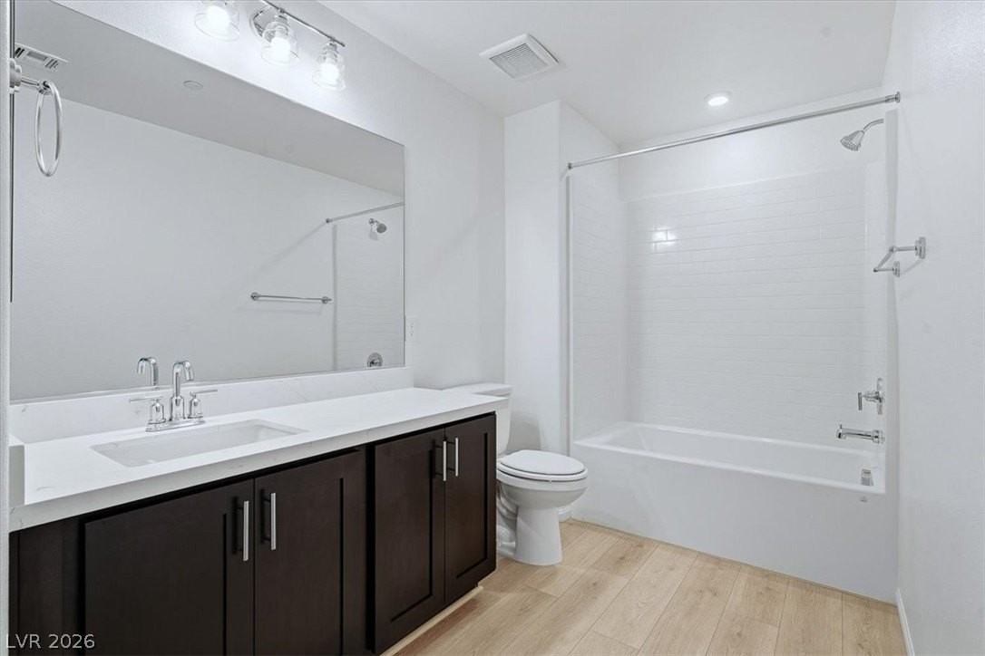 8667 Luxuriant Ave - Photo 5 of 24