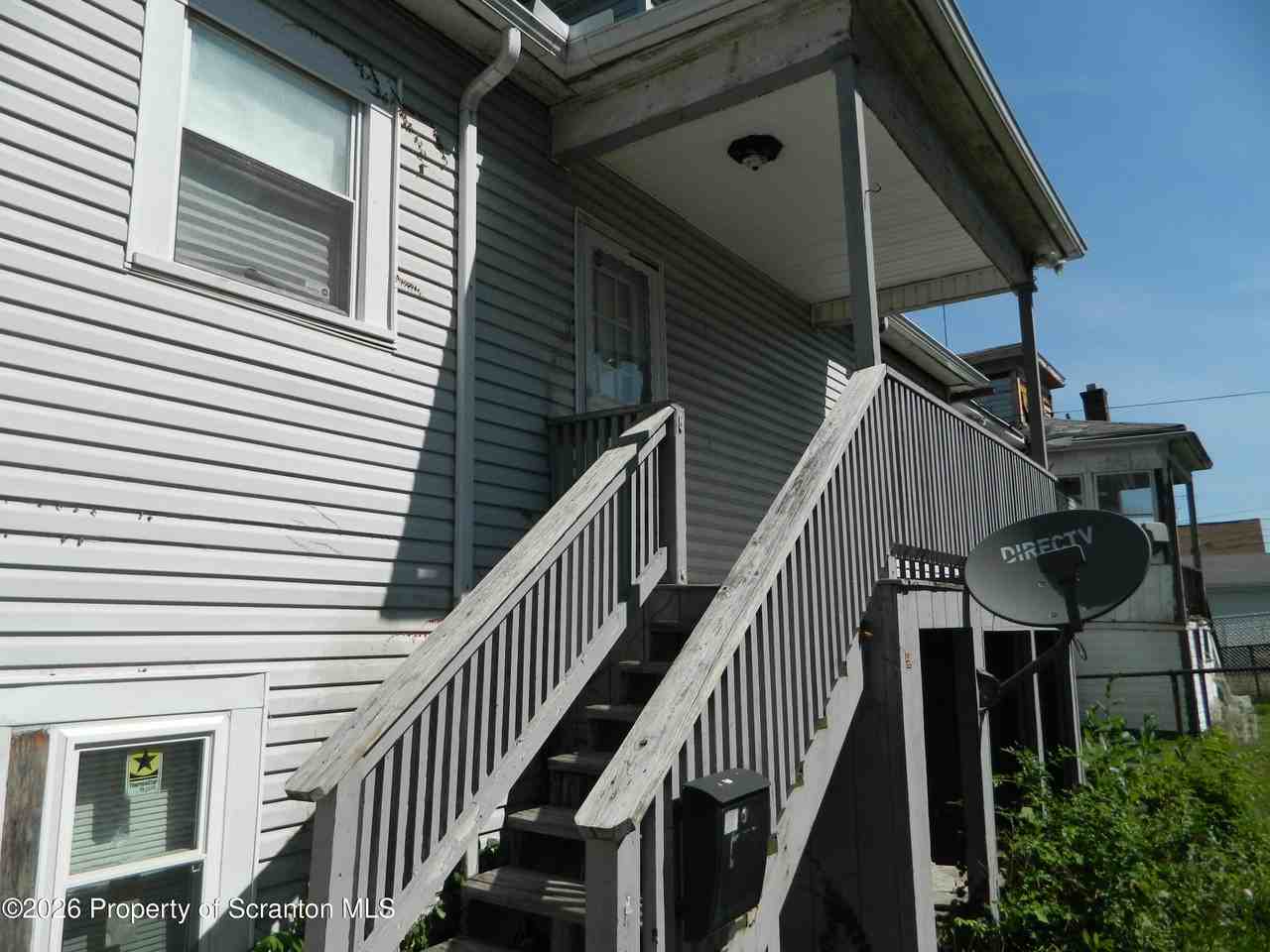 826 Prospect Ave - Photo 3 of 12