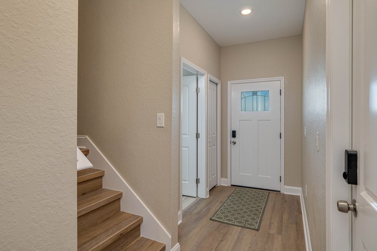 1029 Oak Hammock Dr #1 - Photo 2 of 25