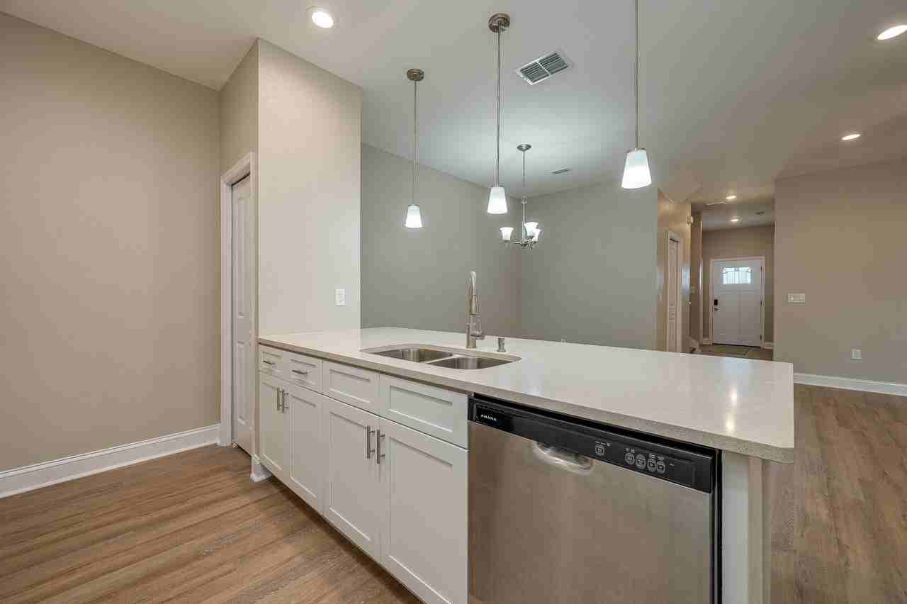 1029 Oak Hammock Dr #1 - Photo 6 of 25
