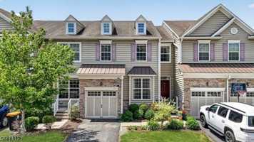 featured image of 97 Autumn Ln
