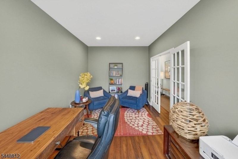 97 Autumn Ln - Photo 6 of 40