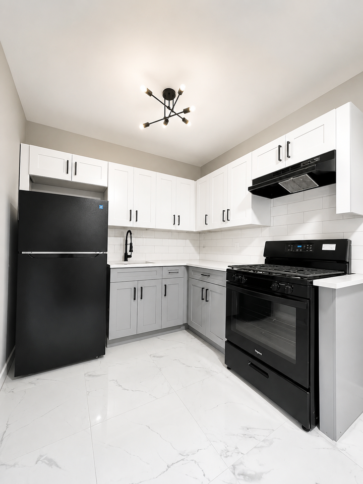 96 Summer Ave #3B