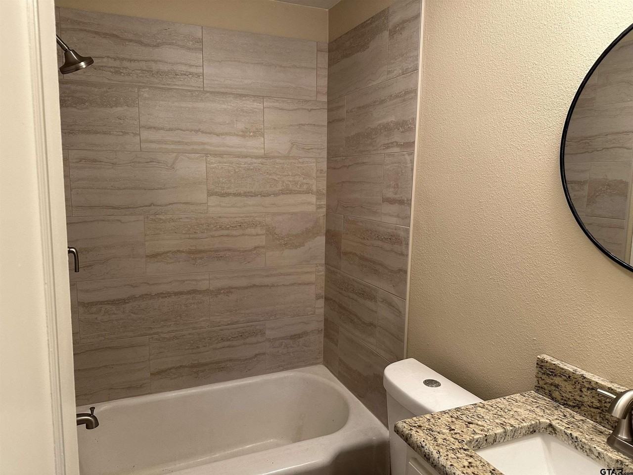 629 S Palace Ave - Photo 6 of 11
