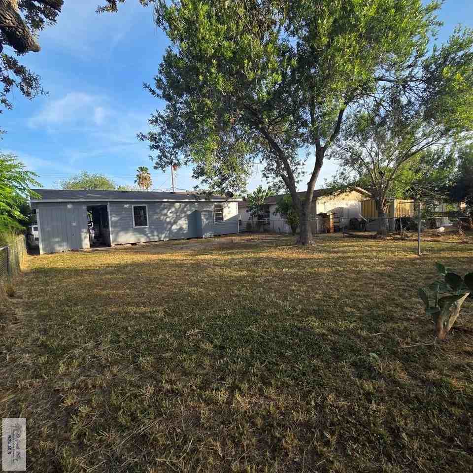 24 Jo Ann Ln - Photo 2 of 10