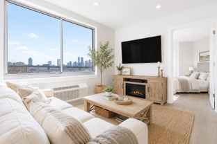 461 Newark Ave #4C - Photo 1 of 1