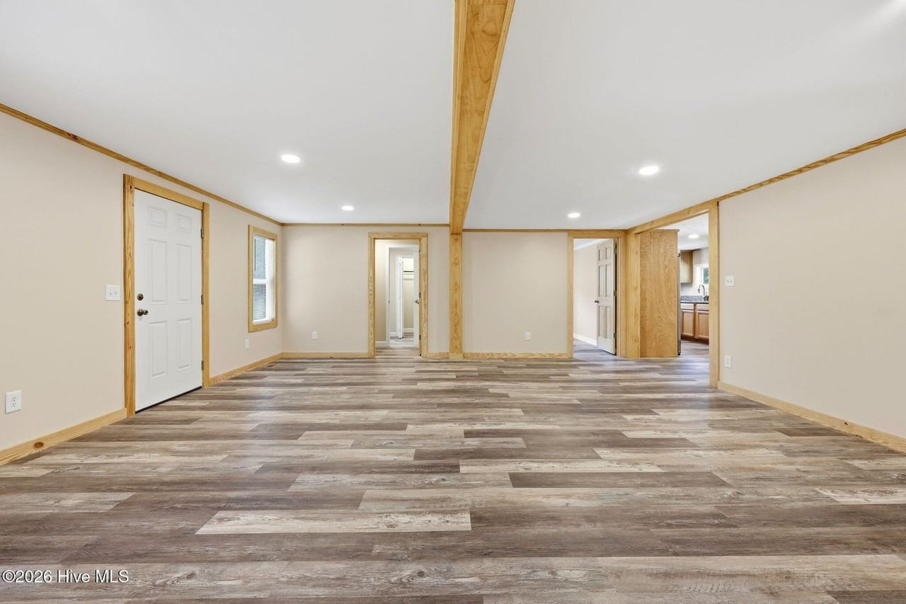 3156 Reservation Rd - Photo 5 of 48