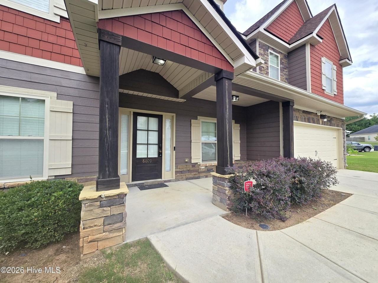 8809 Crenshaw Dr - Photo 2 of 43