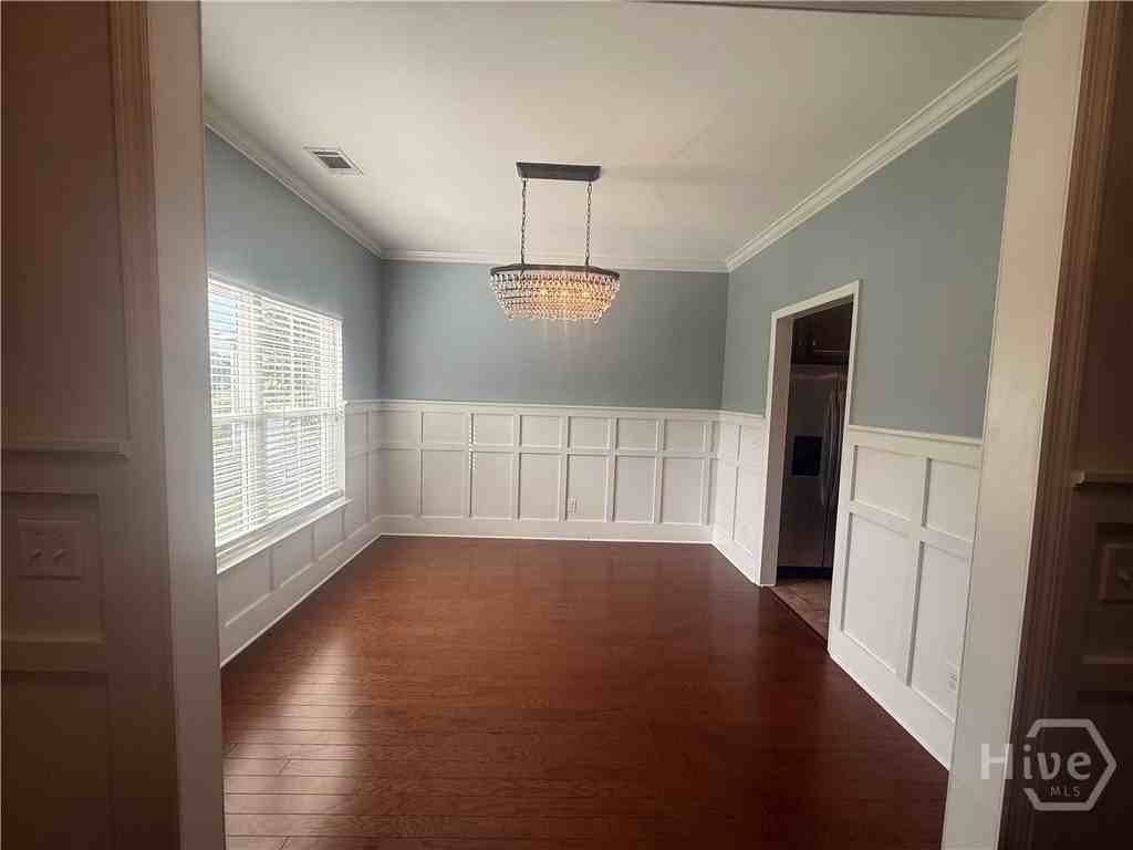 73 Waverly Ln - Photo 4 of 25