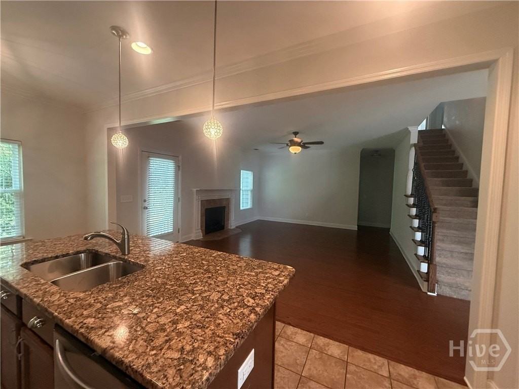 73 Waverly Ln - Photo 6 of 25
