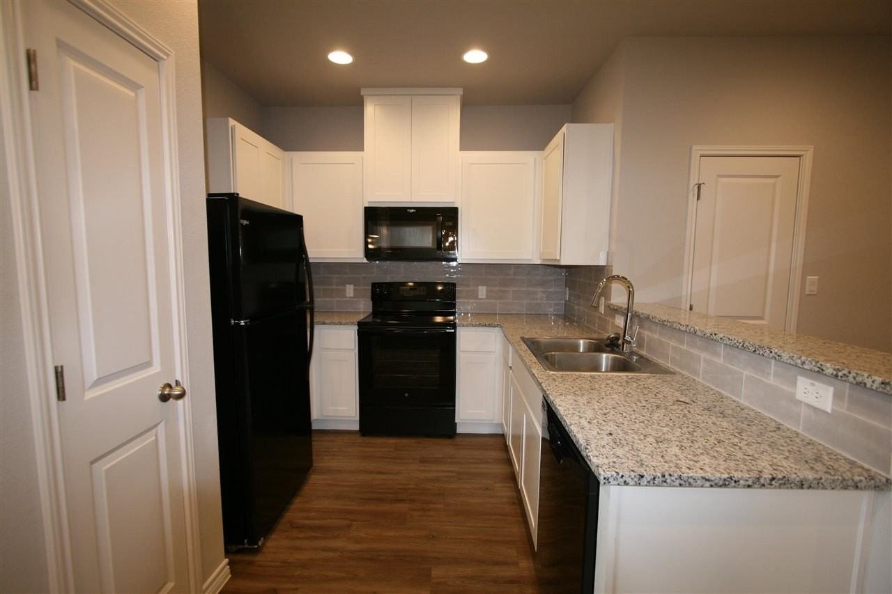 217 Peruna Dr - Photo 6 of 19