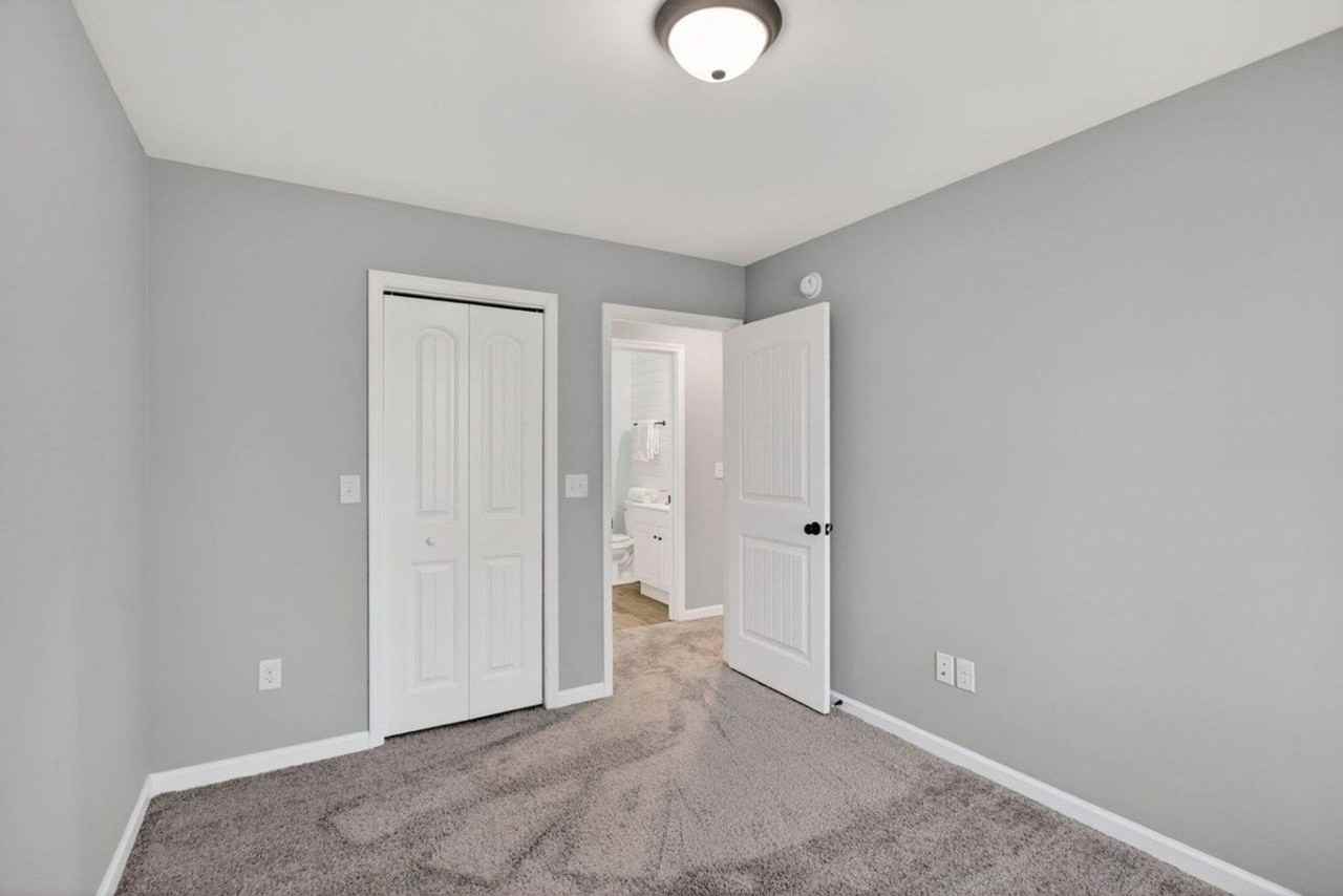 135 Swallow Dr - Photo 2 of 41